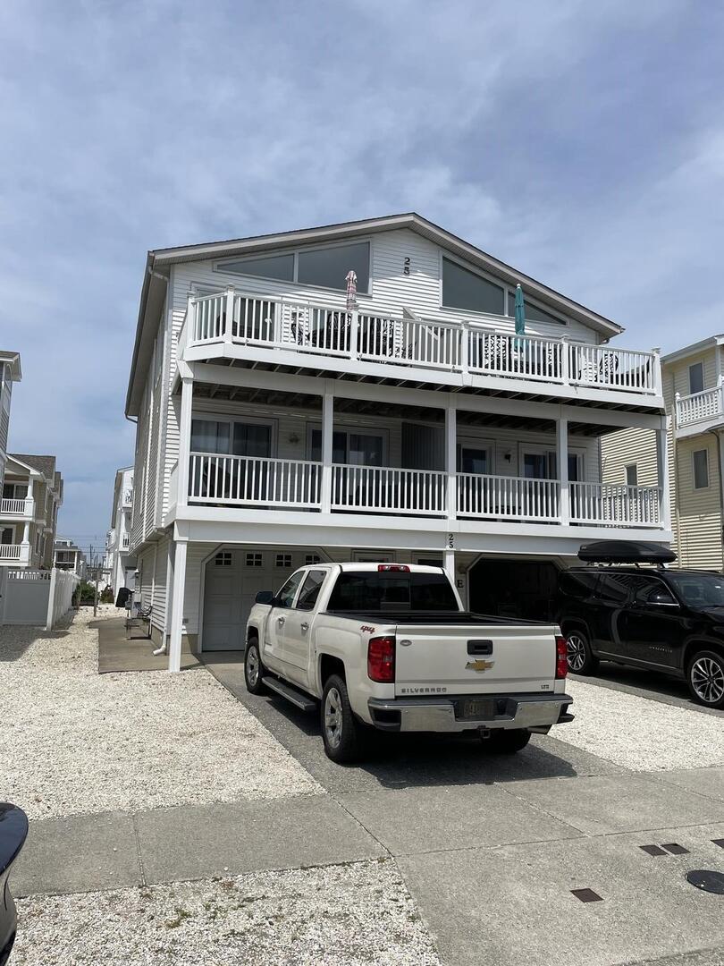 Long & Foster Vacation Rentals-25 77th Street West-image-1
