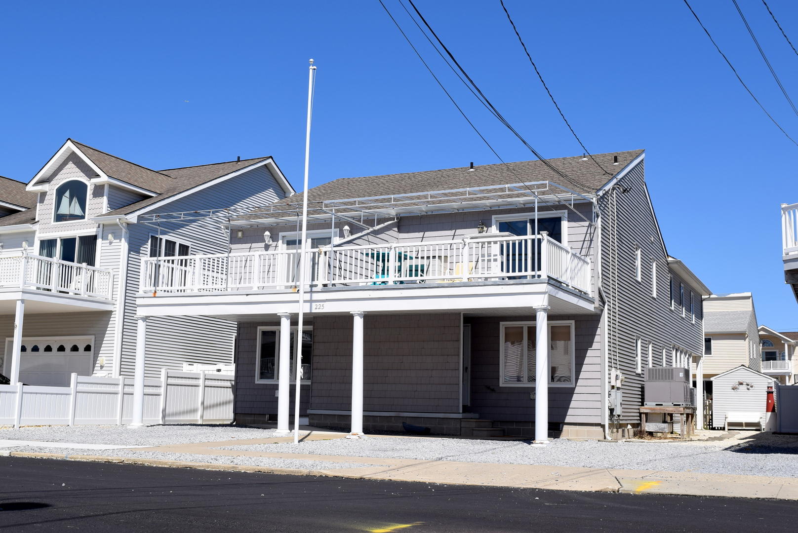 Long & Foster Vacation Rentals-225 79th Street East-image-1
