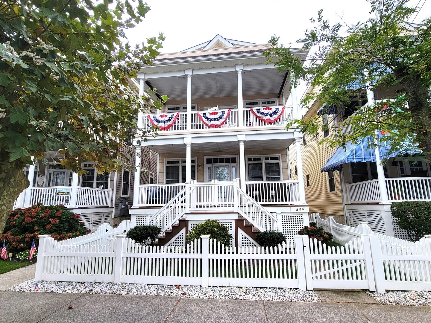 Long & Foster Vacation Rentals-816B First Street, 2nd Floor-image-1