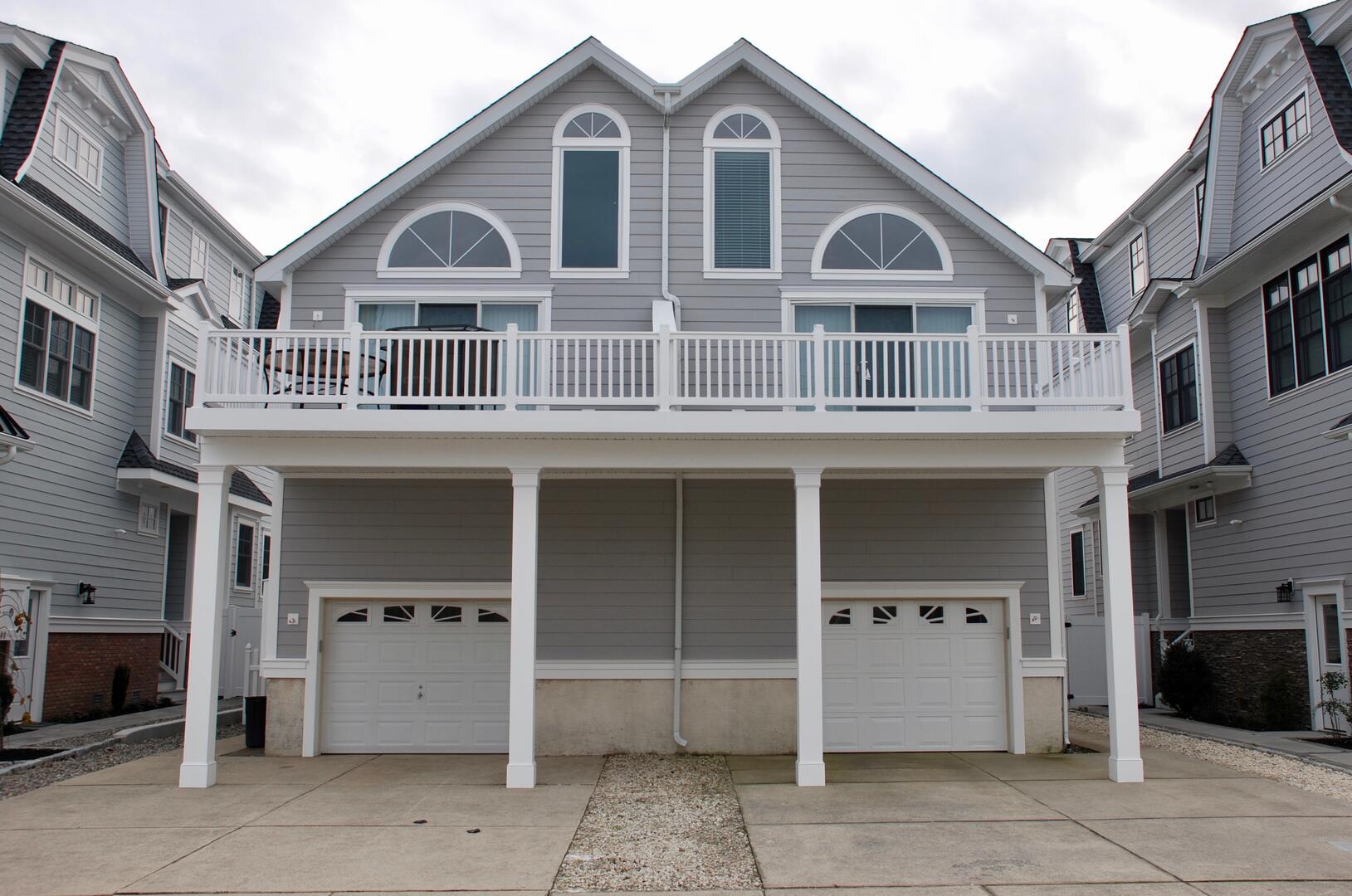 Long & Foster Vacation Rentals-118 73rd Street West-image-1
