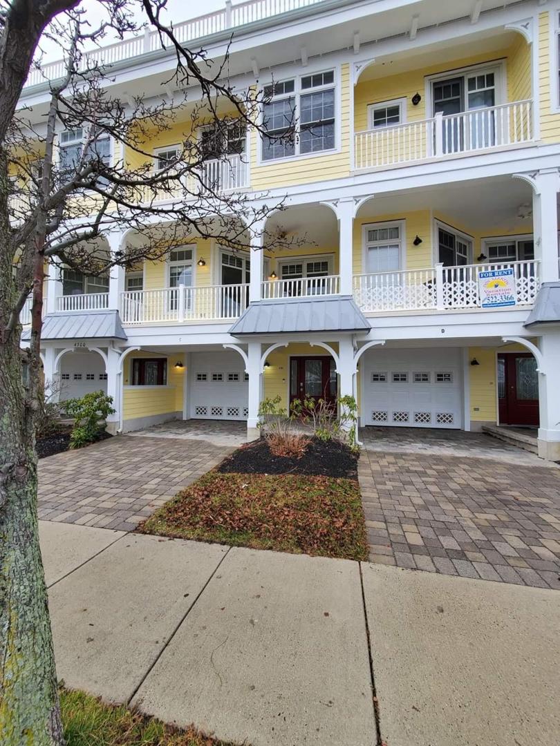 Long & Foster Vacation Rentals-4302 Atlantic Ave. Unit C-image-1