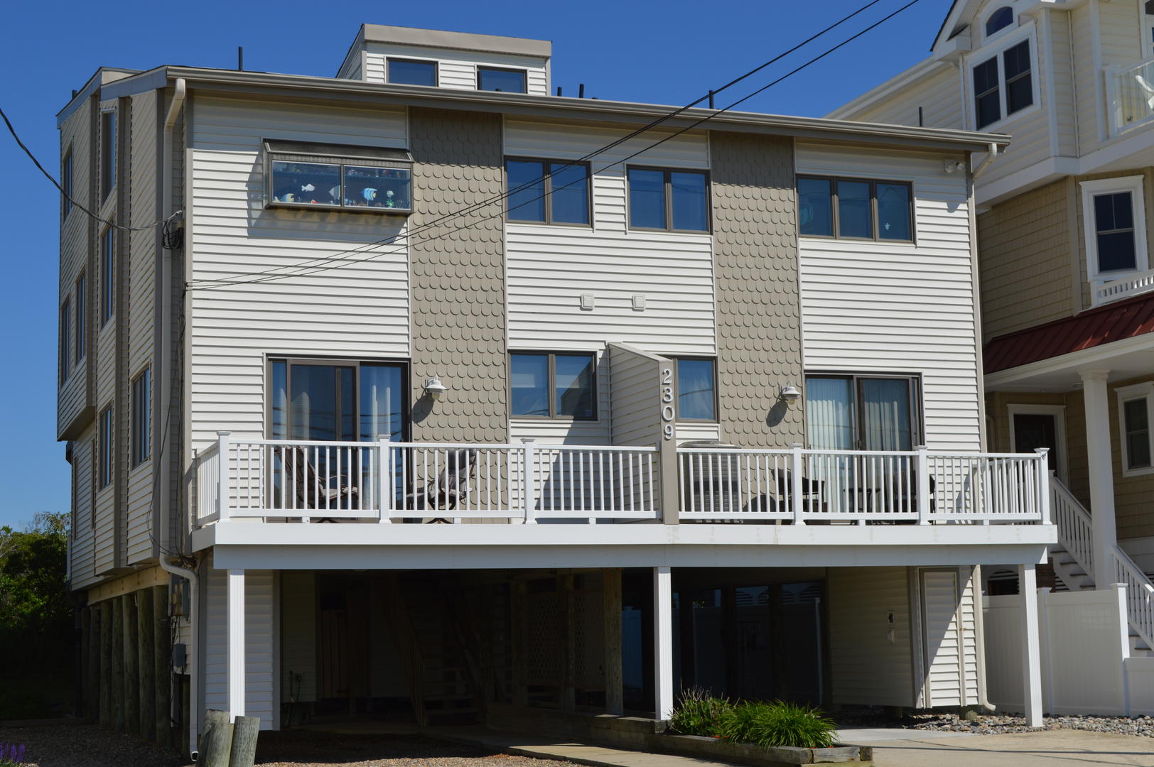 Long & Foster Vacation Rentals-2309 Landis Avenue South-image-1
