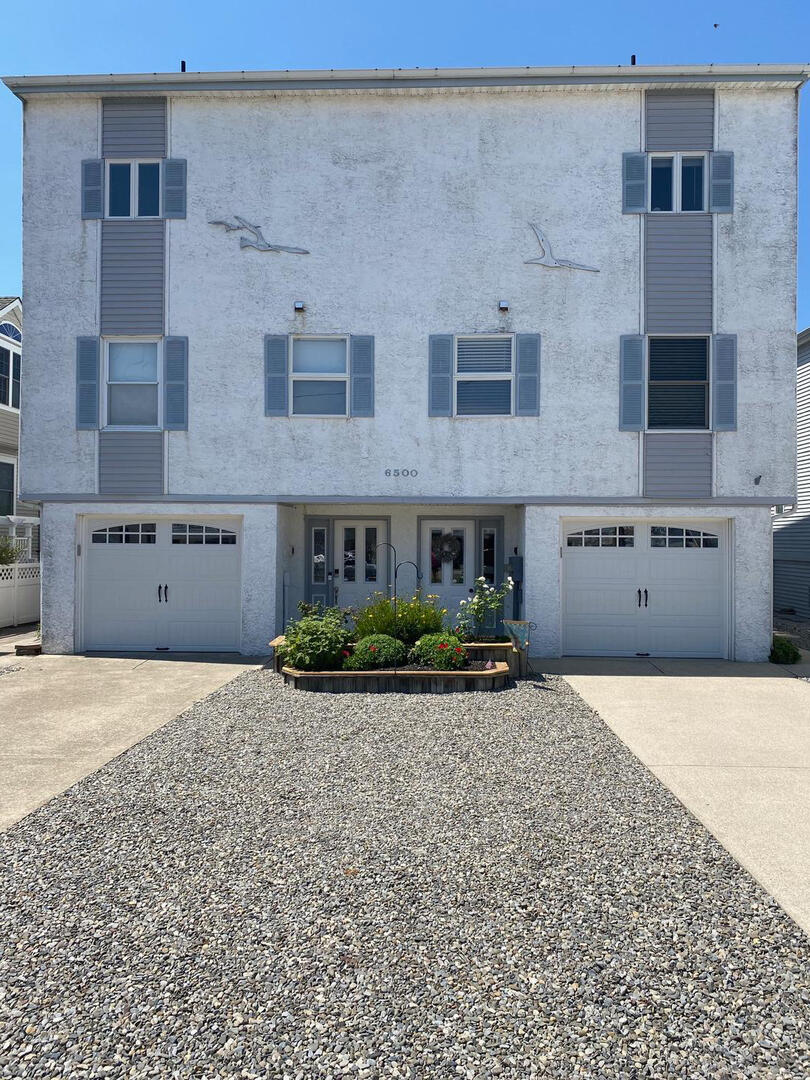 Long & Foster Vacation Rentals-6500 Central Avenue North-image-1
