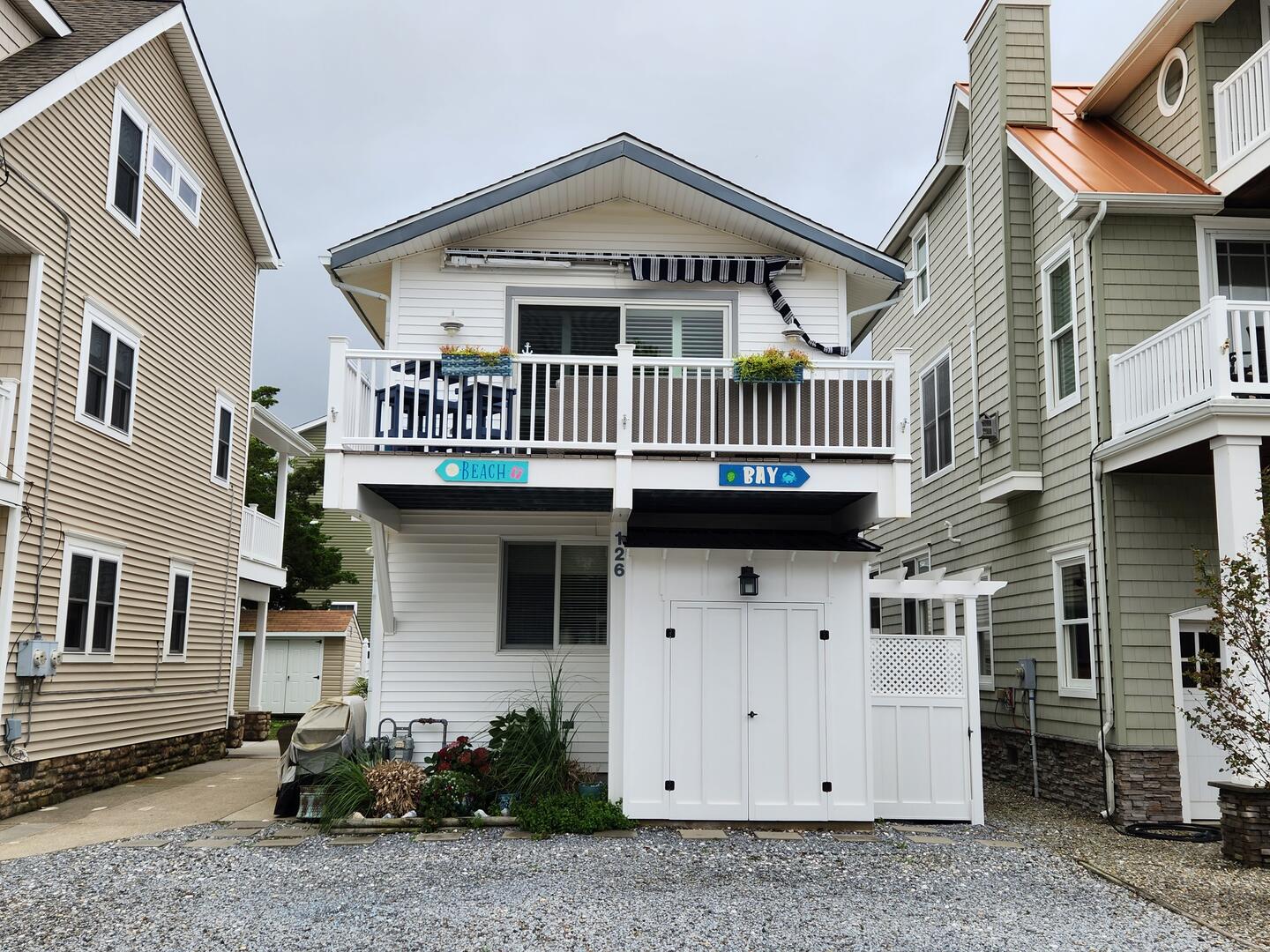 Long & Foster Vacation Rentals-126 88th Street-image-1