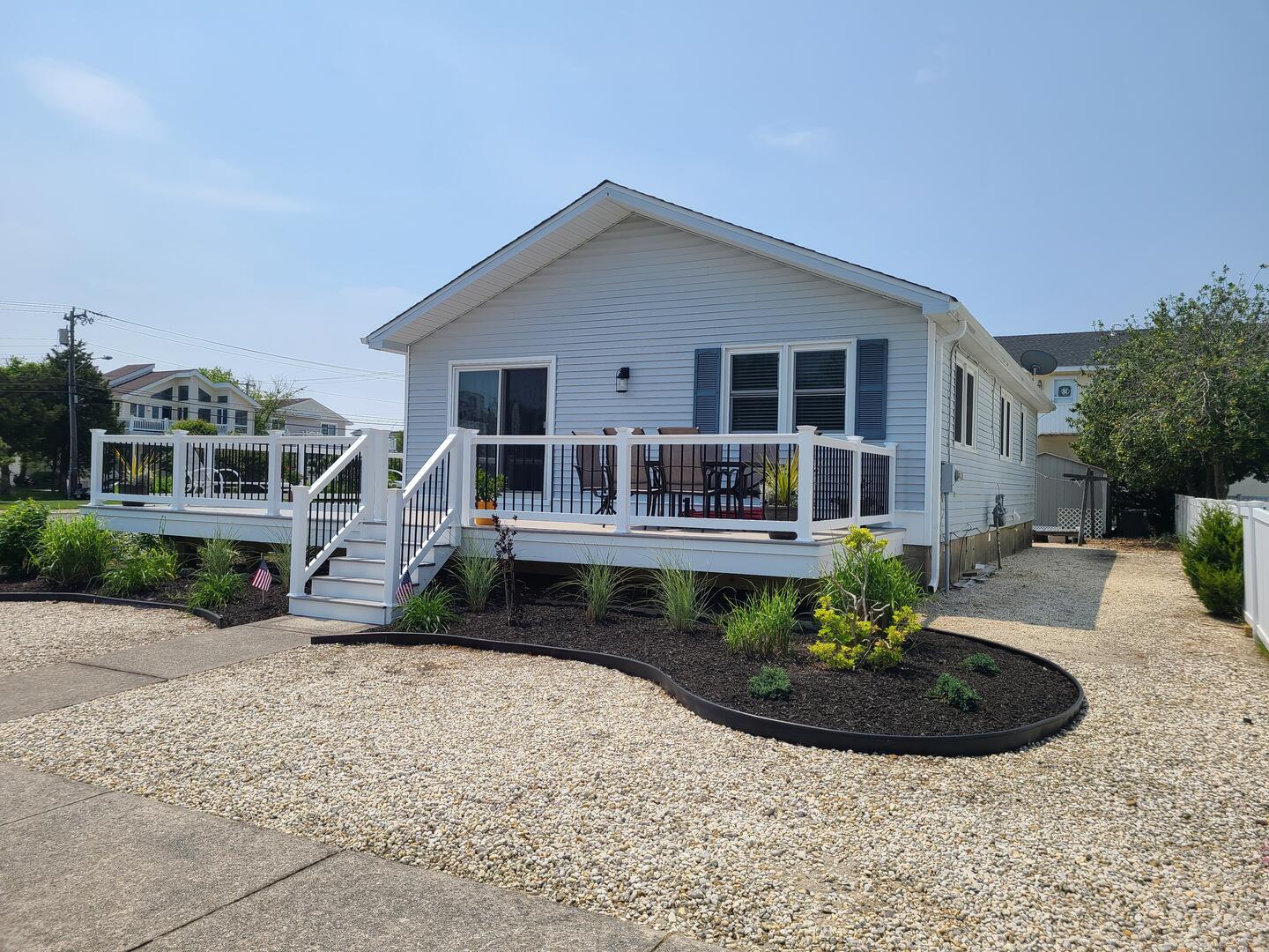 Long & Foster Vacation Rentals-204 12th Street-image-1