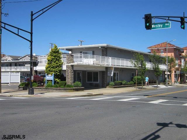 Long & Foster Vacation Rentals-900 Wesley Ave. Unit 219-image-1