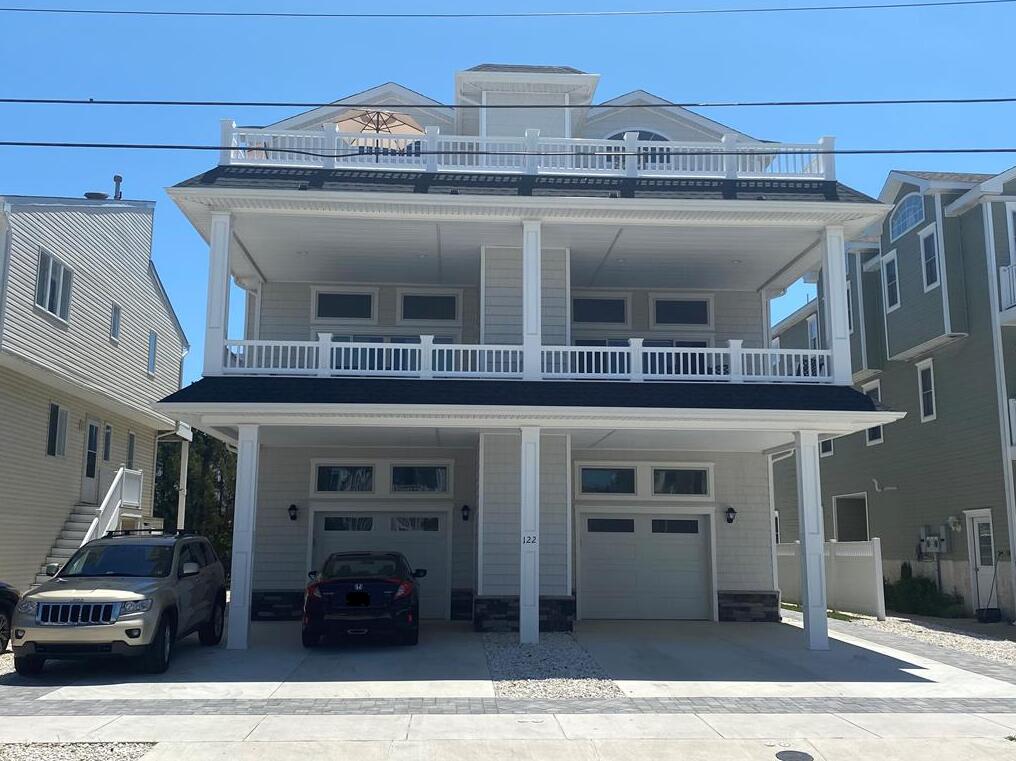 Long & Foster Vacation Rentals-122 71st Street East-image-1
