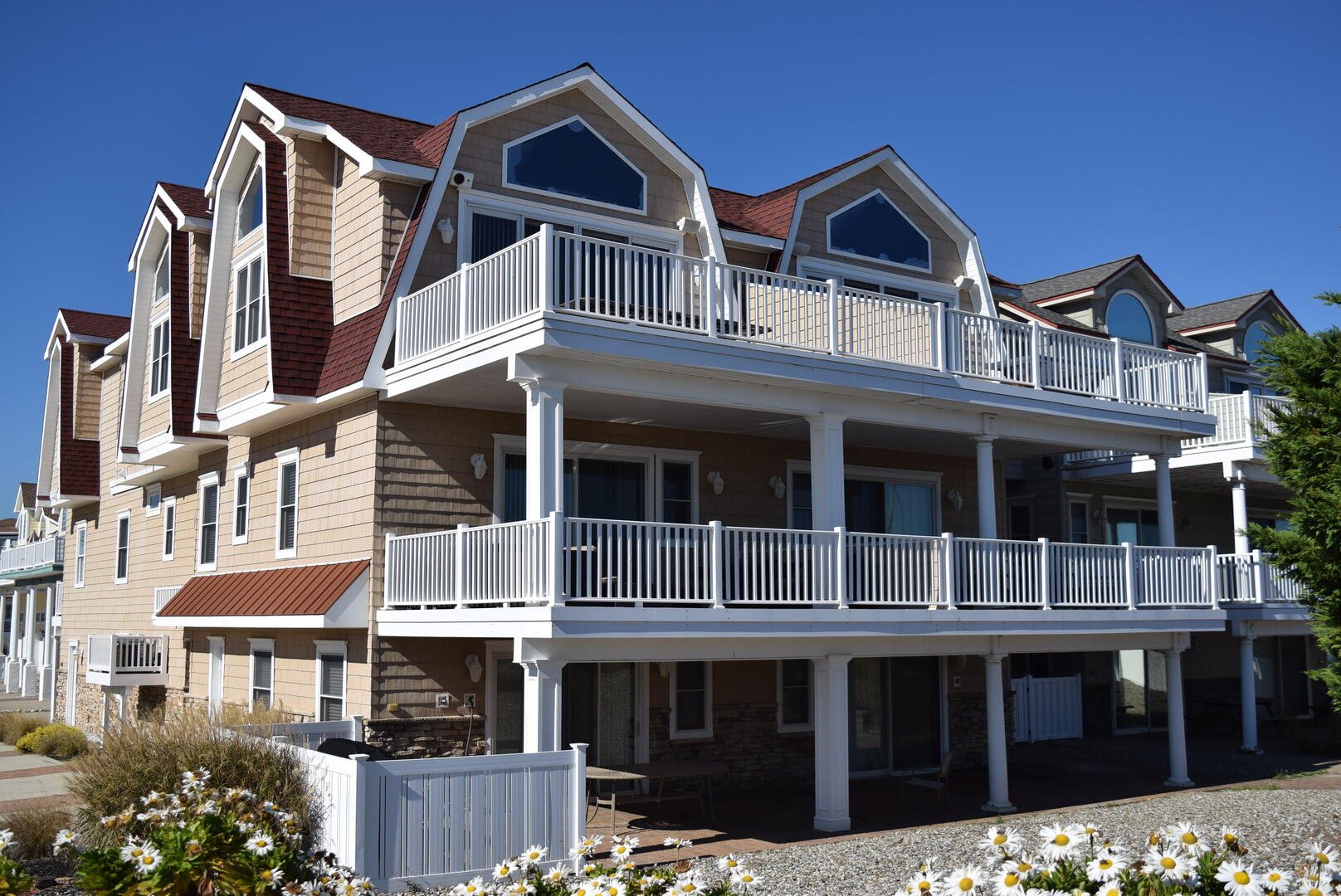 3212 Boardwalk South | Sea Isle City, NJ | Long & Foster Vacation