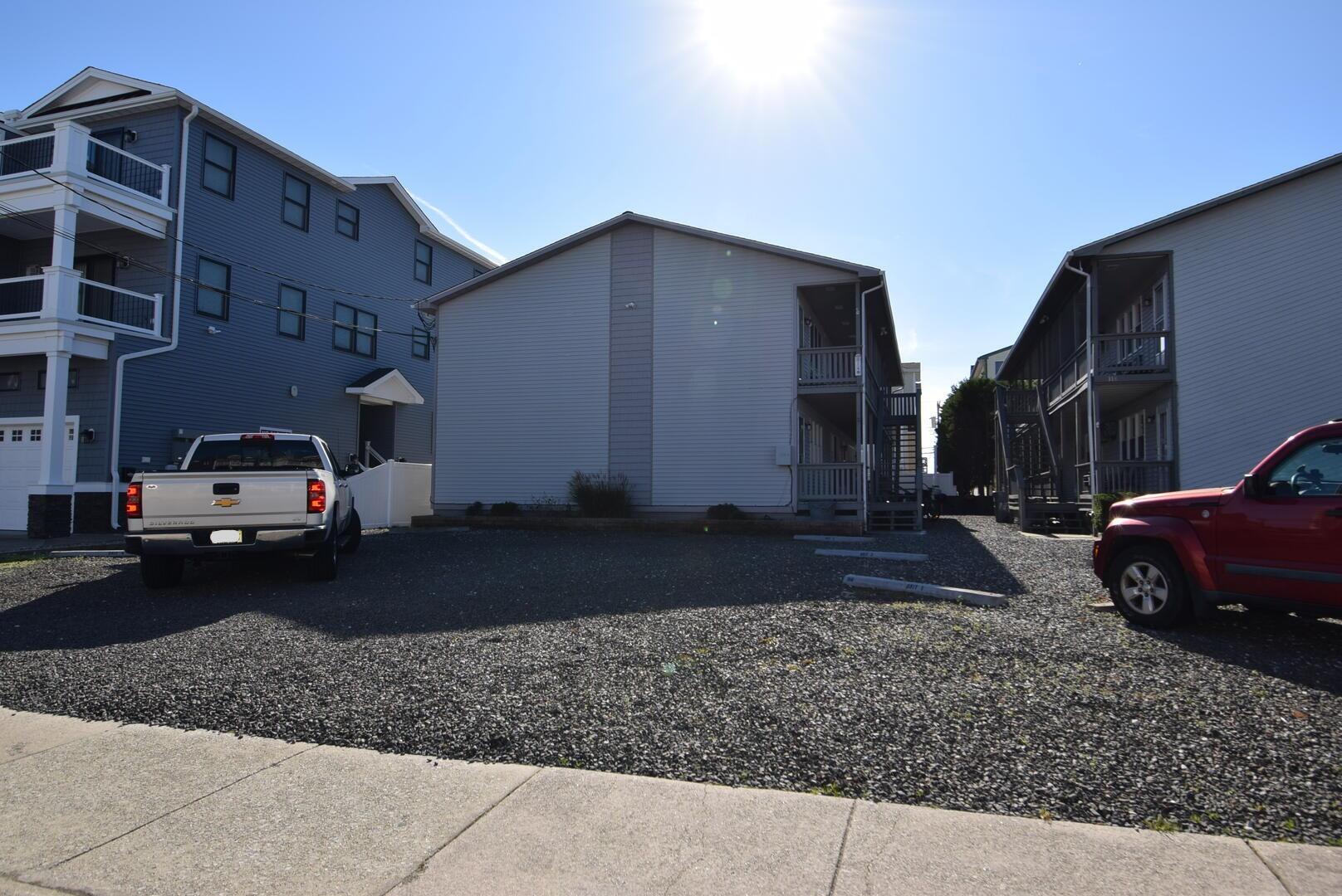 Long & Foster Vacation Rentals-114 38th Street Unit C-102-image-1