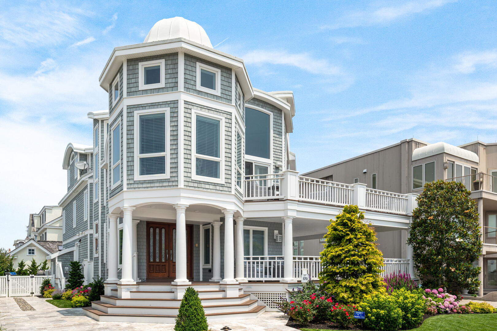 Long & Foster Vacation Rentals-173 62nd Street-image-1