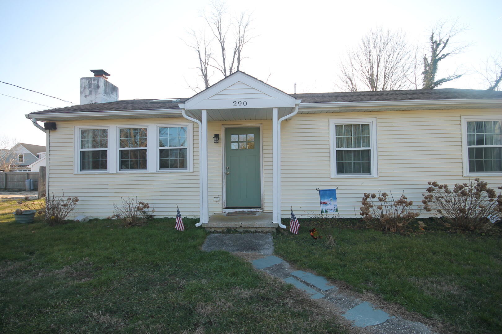Long & Foster Vacation Rentals-290 Sixth Ave.-image-1