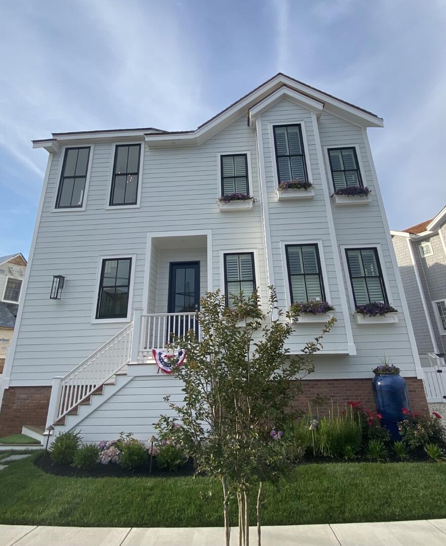 Long & Foster Vacation Rentals-10315 Sunrise Drive-image-1