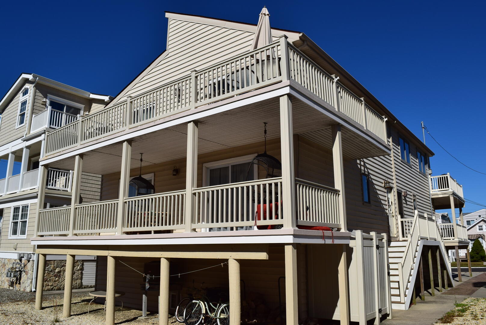 Long & Foster Vacation Rentals-30 52nd Street South-image-1