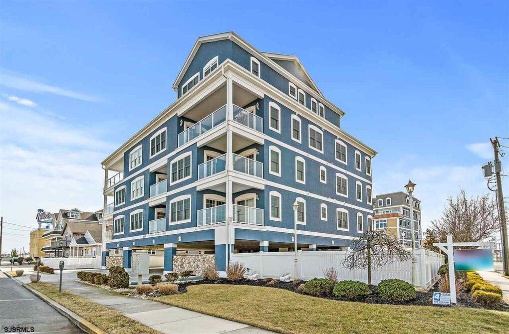 Long & Foster Vacation Rentals-400 E. Miami Ave., Unit 401-image-1