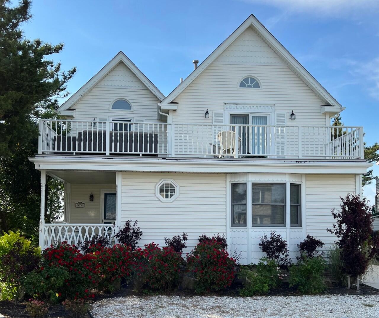 Long & Foster Vacation Rentals-474 104th Street-image-1