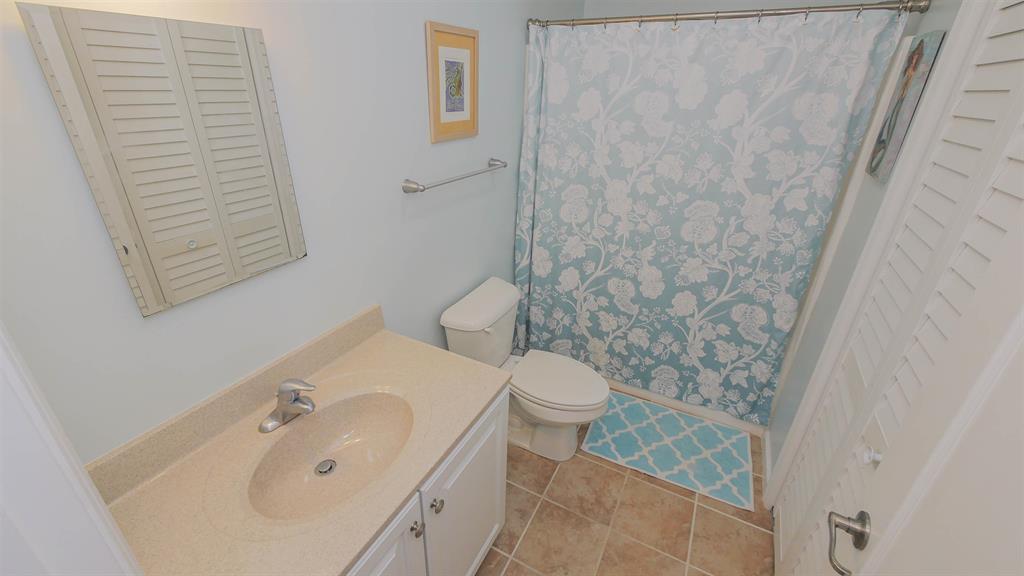 6 E. Whittier Avenue | Strathmere, NJ | Long & Foster Vacation Rentals