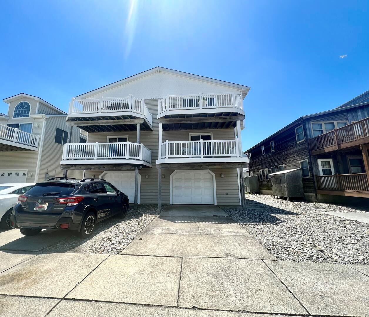 Long & Foster Vacation Rentals-222 76th Street West-image-1
