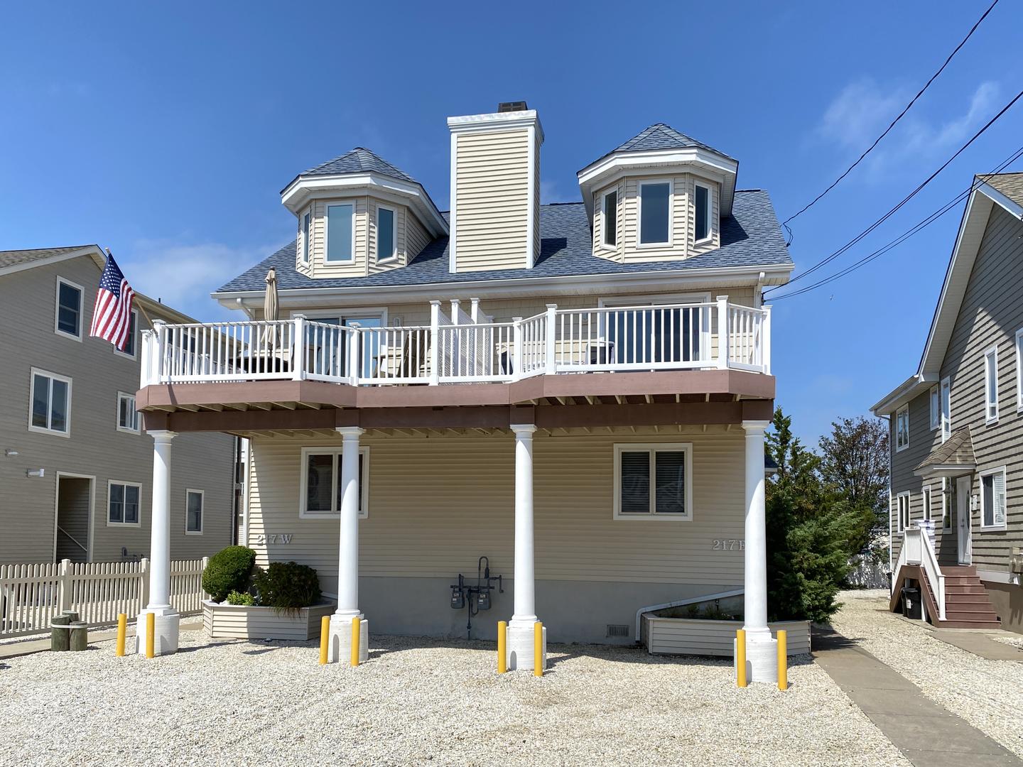 Long & Foster Vacation Rentals-217 27th Street, East-image-1