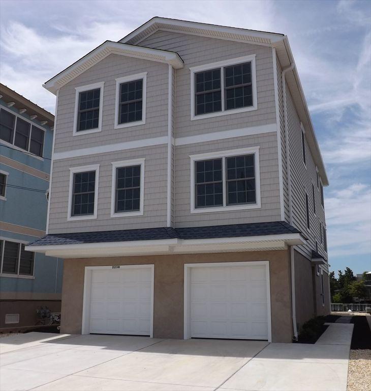 2238 Ocean Drive