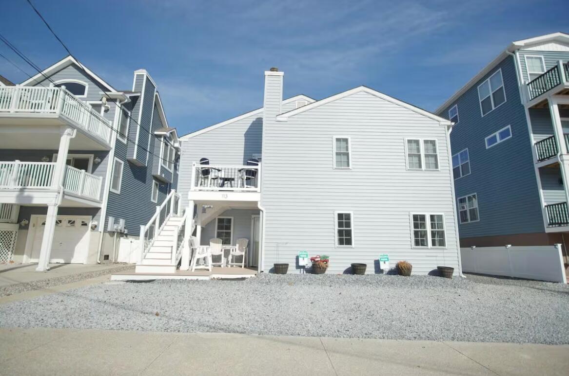 Long & Foster Vacation Rentals-113 60th Street Unit B-image-1
