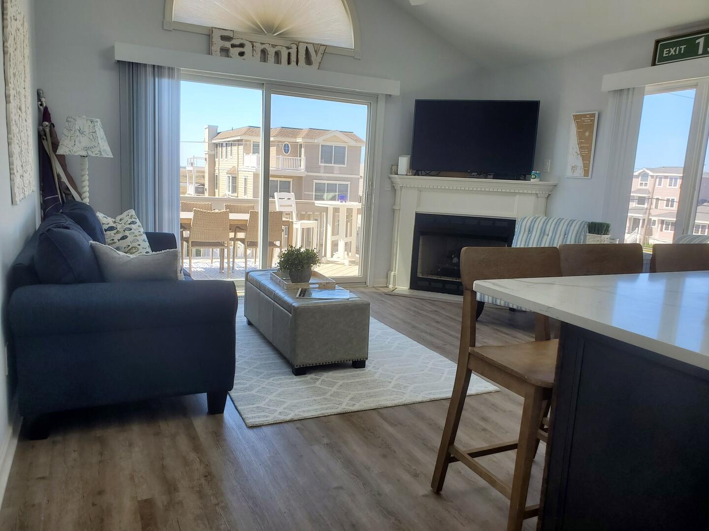 Long & Foster Vacation Rentals-3465 Ocean Dr., North Unit-image-1