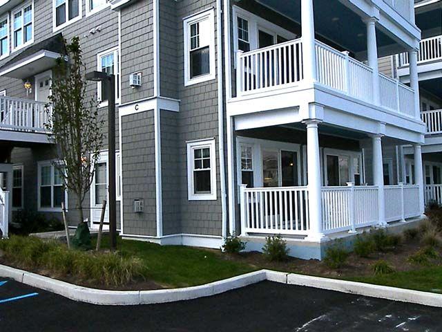 Long & Foster Vacation Rentals-700 Ocean Drive, Unit C2-image-1