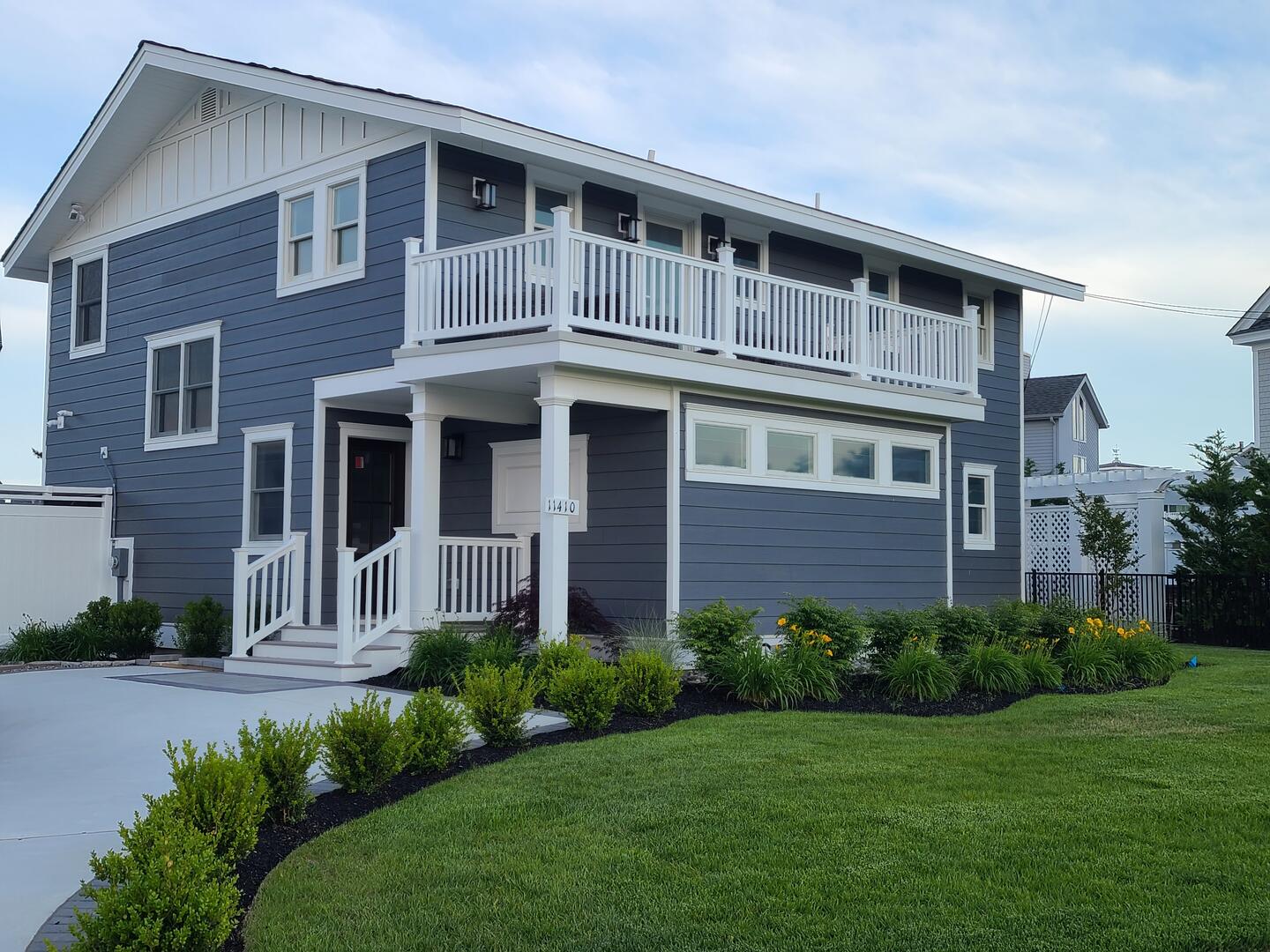 Long & Foster Vacation Rentals-11410 Second Avenue-image-1