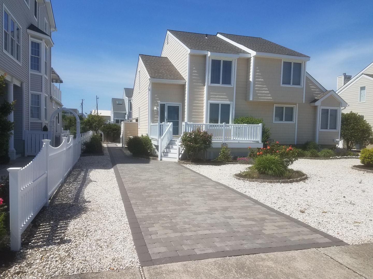 Long & Foster Vacation Rentals-314 79th Street, East-image-1
