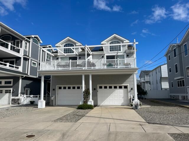 Long & Foster Vacation Rentals-13 64th Street East-image-1