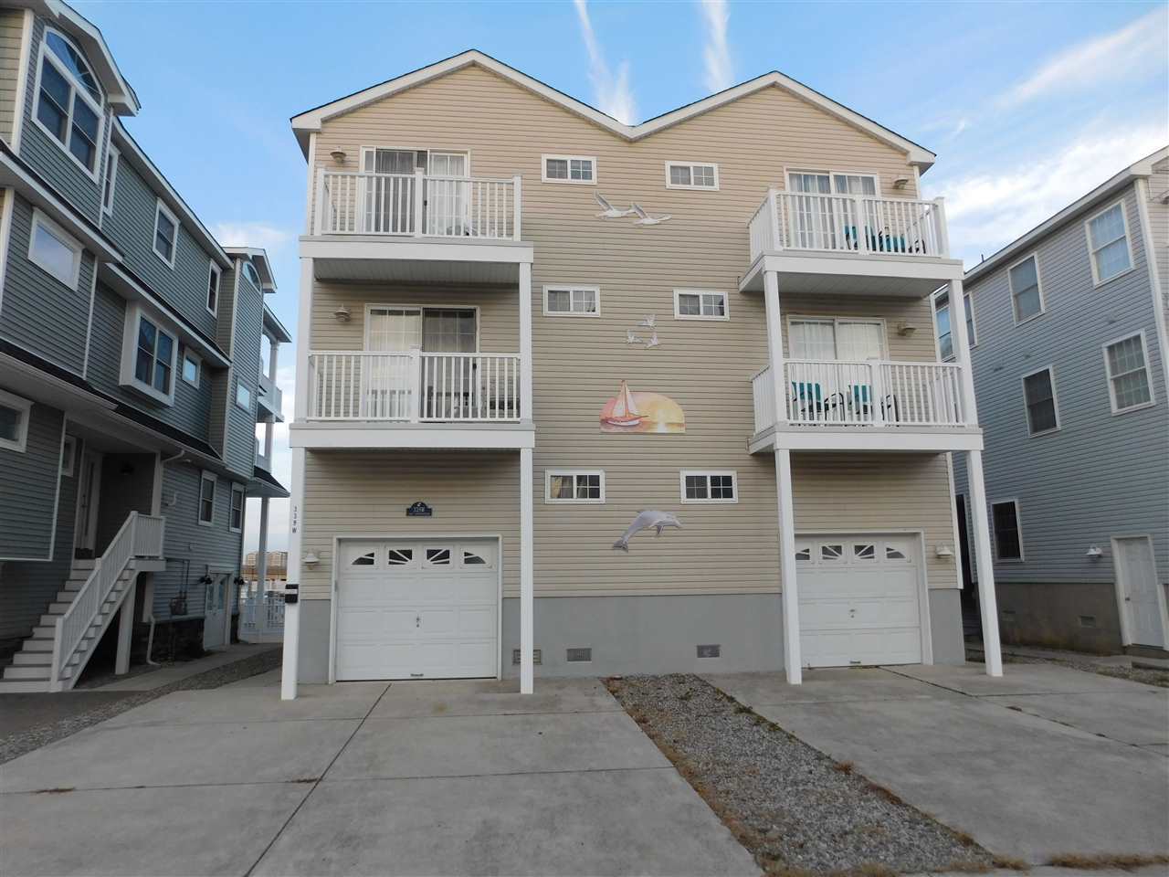 Long & Foster Vacation Rentals-339 43rd Street East-image-1