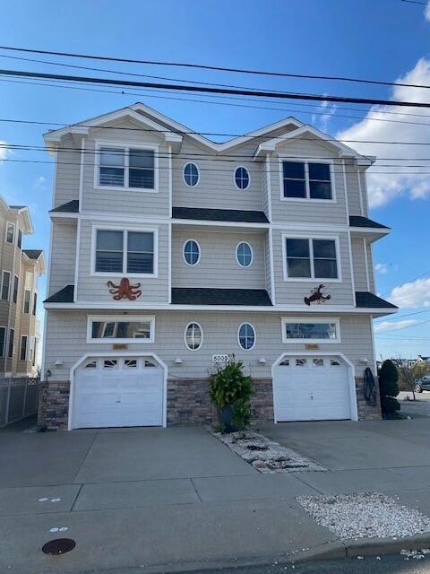 Long & Foster Vacation Rentals-5000 Central Avenue South-image-1
