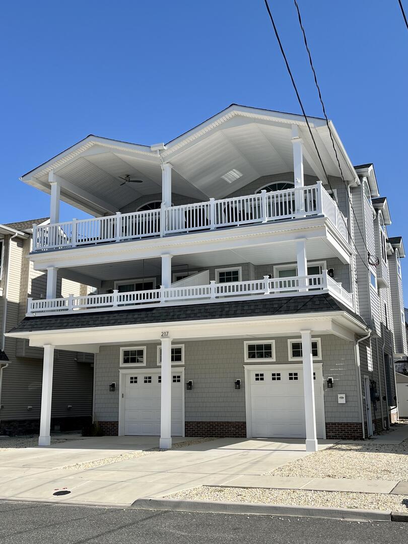 Long & Foster Vacation Rentals-217 78th Street East-image-1