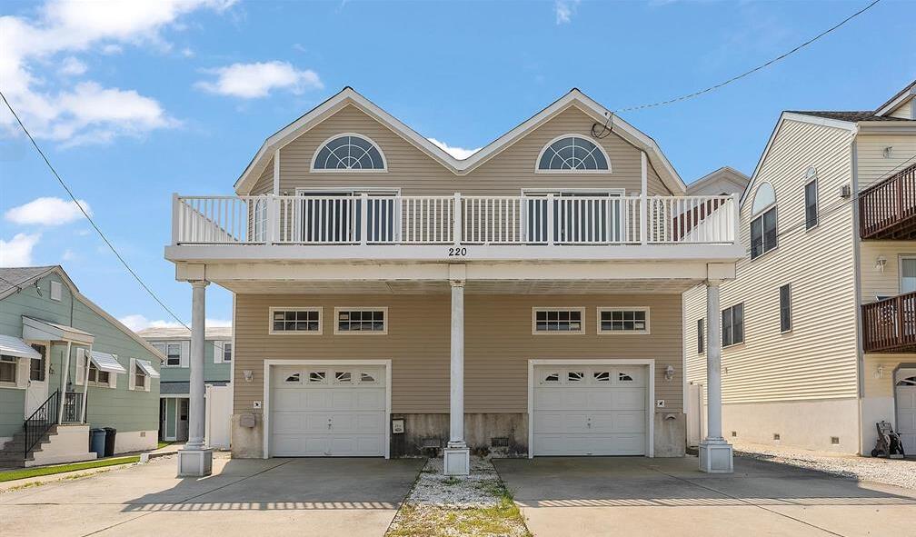 Long & Foster Vacation Rentals-220 40th Street East-image-1
