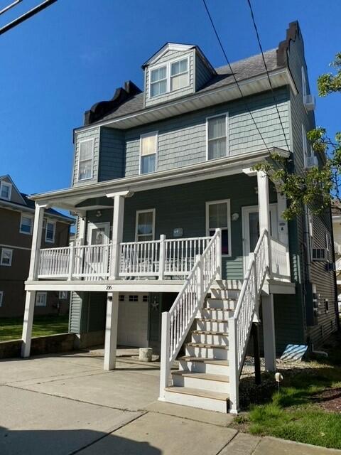 Long & Foster Vacation Rentals-216 E. Maple Avenue - #A-image-1