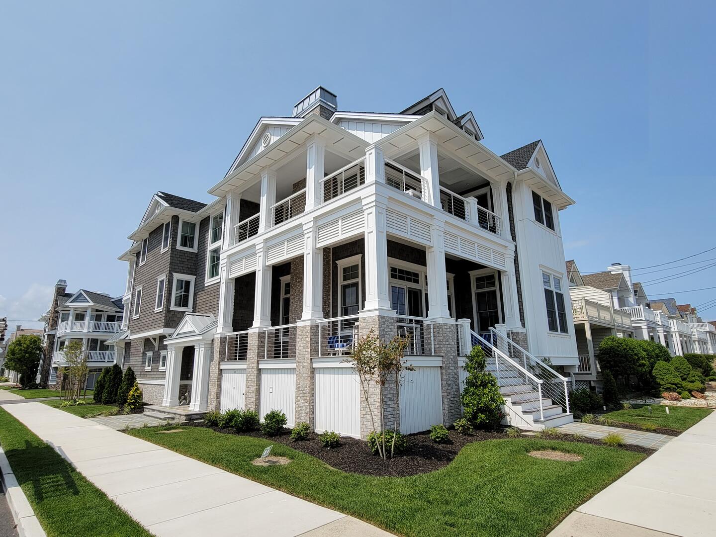 Long & Foster Vacation Rentals-3844 Central Avenue, 1st Floor-image-1