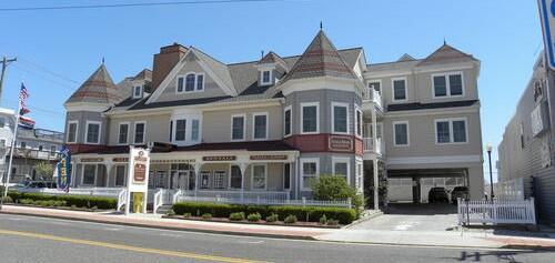 Long & Foster Vacation Rentals-4401 Landis Avenue #5-image-1