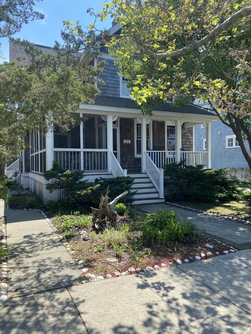 Long & Foster Vacation Rentals-14 E 17th Street-image-1