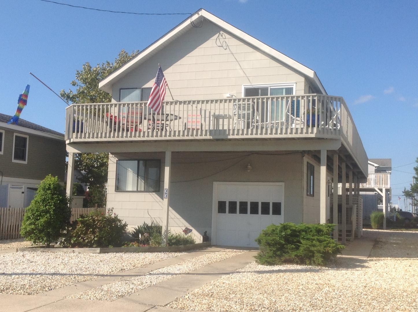 Long & Foster Vacation Rentals-33 Inlet Drive-image-1
