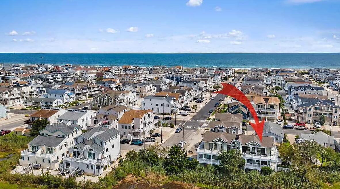 210 52nd Street North | Sea Isle City, NJ | Long & Foster Vacation