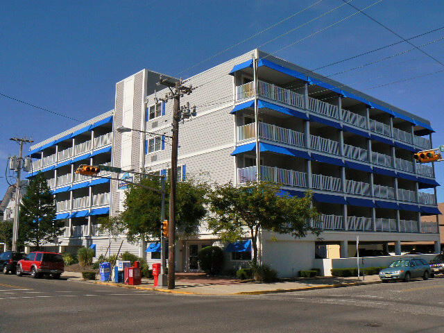 Long & Foster Vacation Rentals-1008 Wesley Ave., Unit 201-image-1