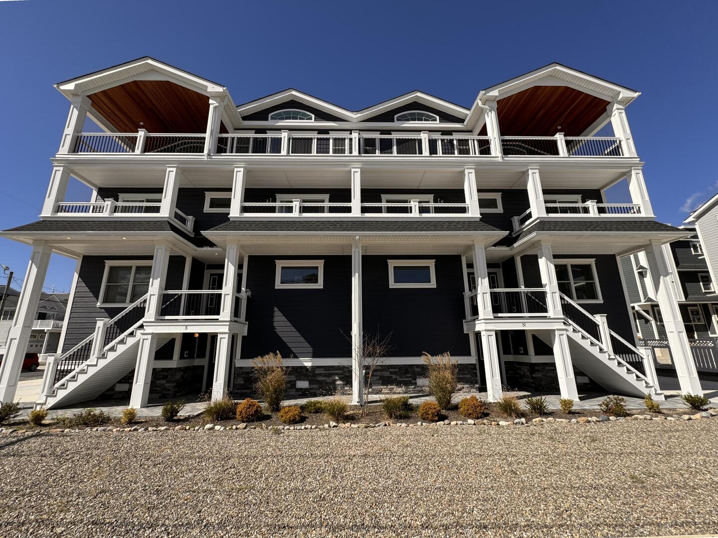 Long & Foster Vacation Rentals-3908 Central Avenue South-image-1