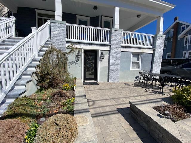 Long & Foster Vacation Rentals-815 5th Street, Unit B-image-1