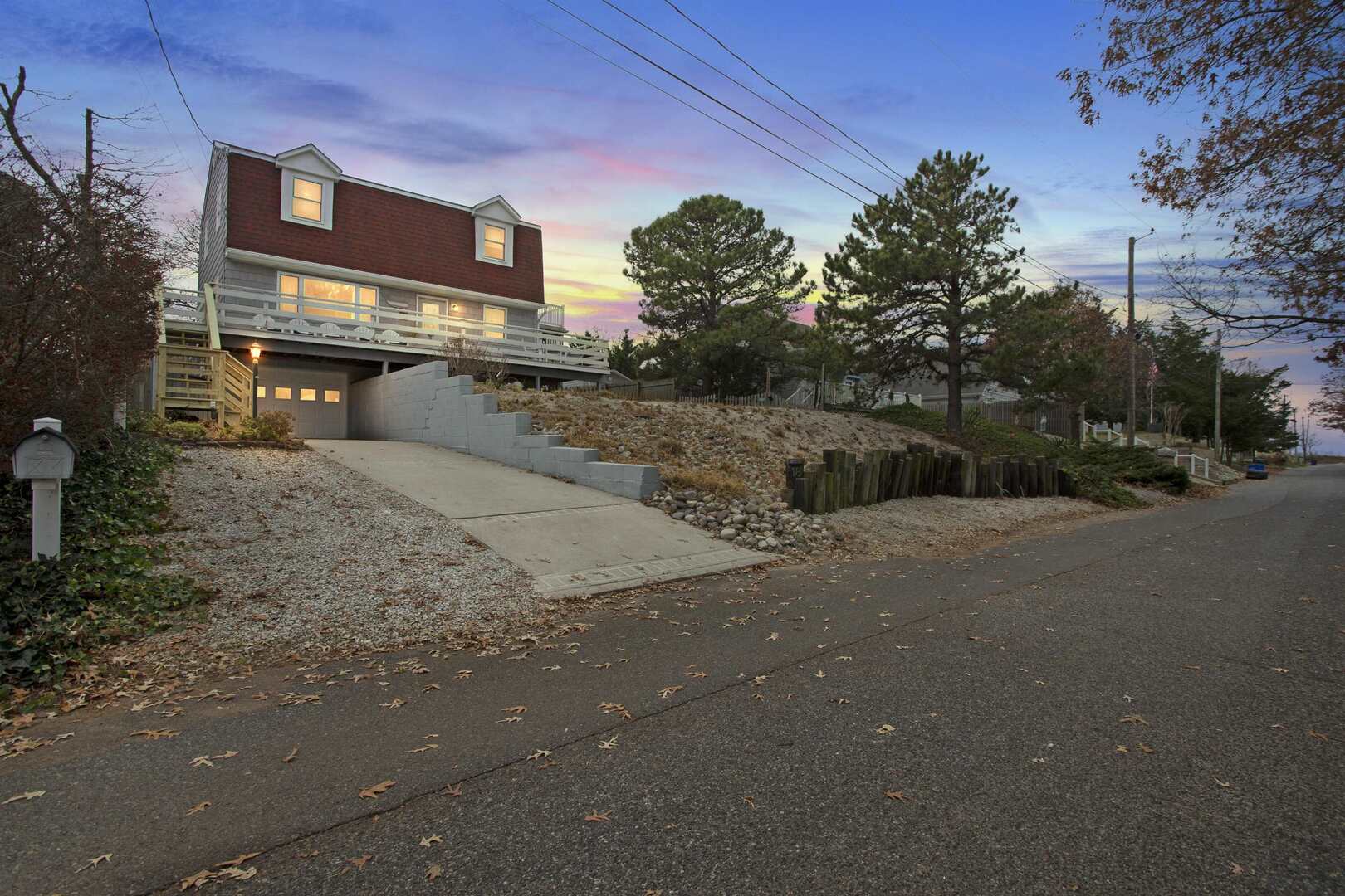 Long & Foster Vacation Rentals-18 Pinewood Road-image-1