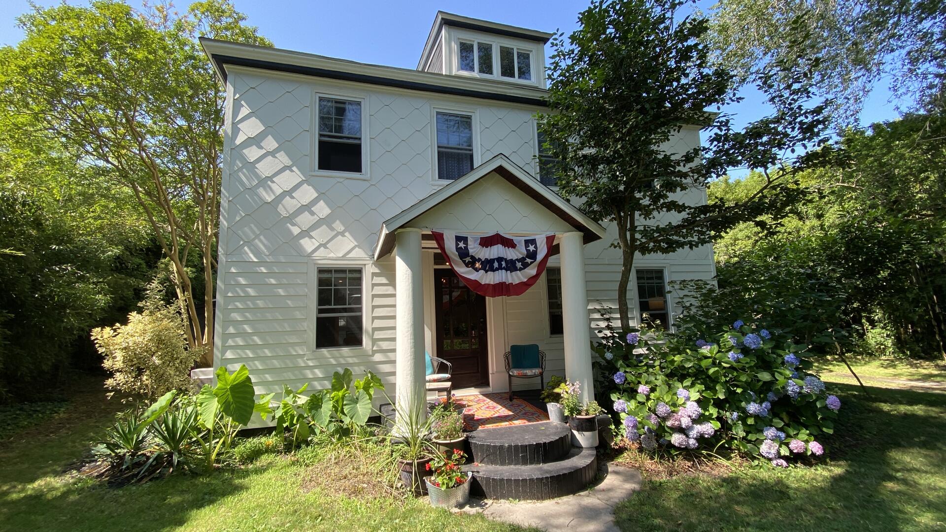 Long & Foster Vacation Rentals-635 Sea Grove Ave-image-1