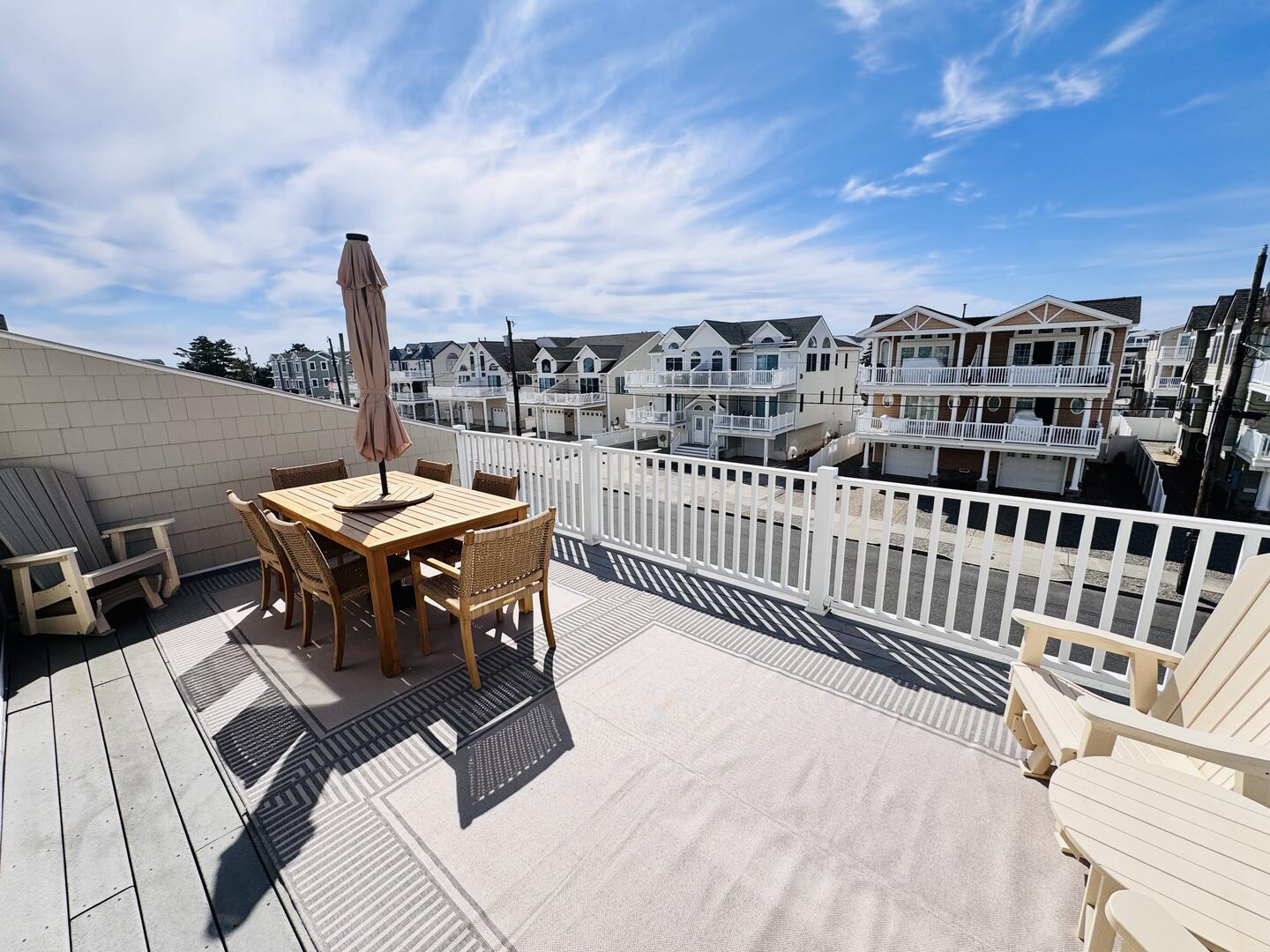 33 74th Street West | Sea Isle City, NJ | Long & Foster Vacation