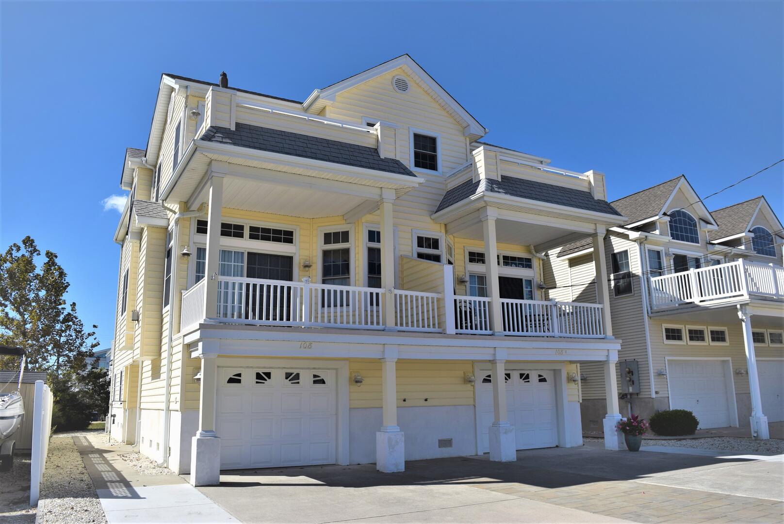 Long & Foster Vacation Rentals-108 67th Street East-image-1