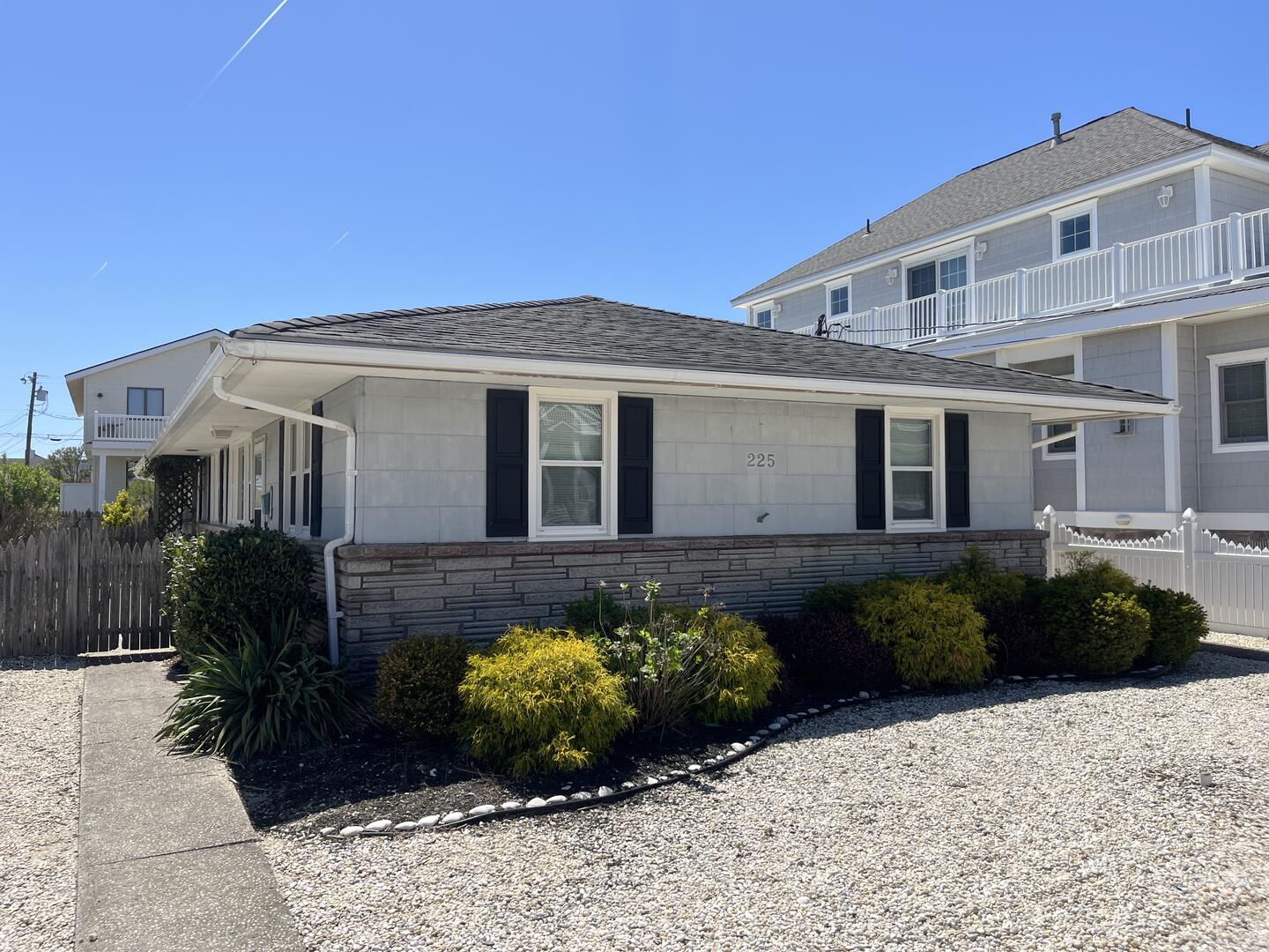 Long & Foster Vacation Rentals-225 82nd Street, Rear Unit-image-1