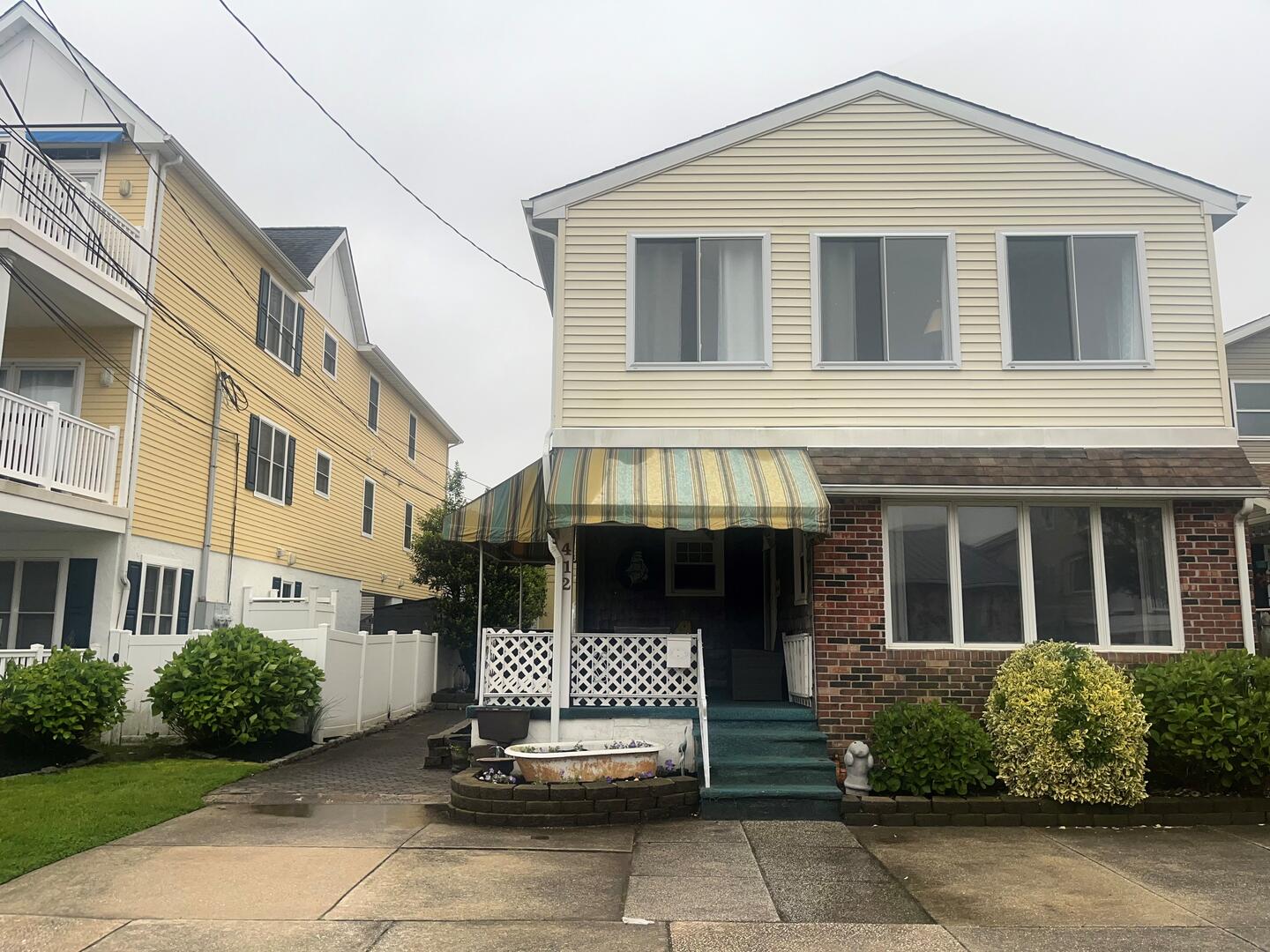 Long & Foster Vacation Rentals-412 E 10th Ave Main House-image-1
