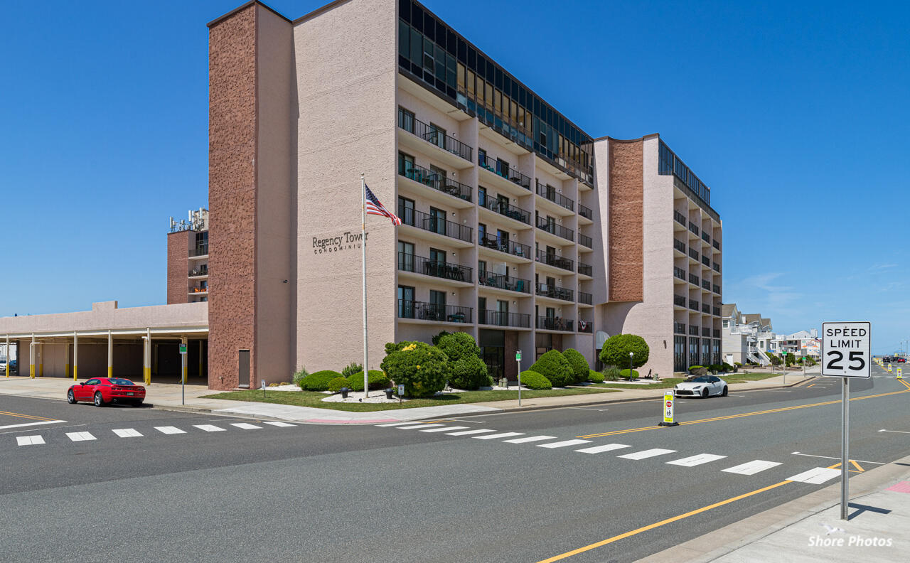 Long & Foster Vacation Rentals-500 Kennedy Blvd #425-427-image-1