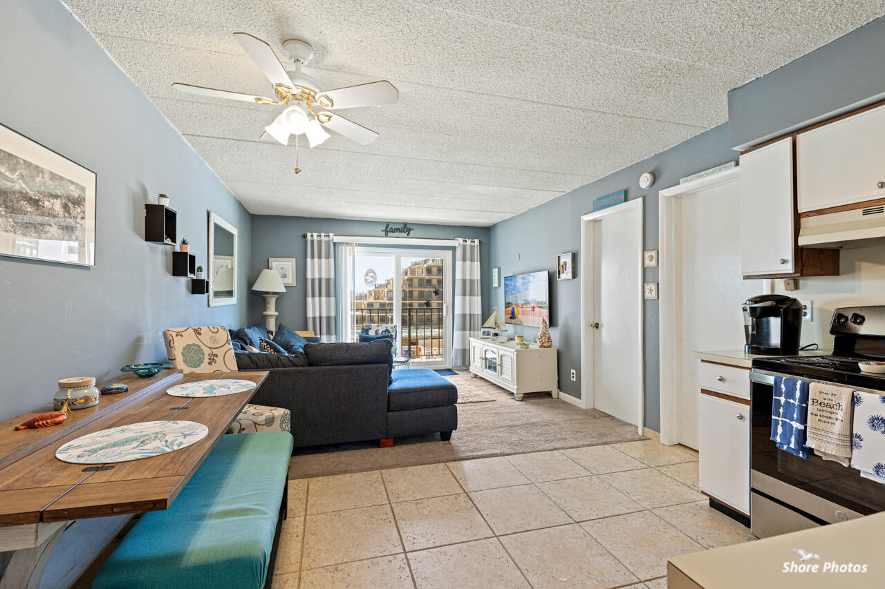 500 Kennedy Blvd 425427 North Wildwood, NJ Long & Foster Vacation